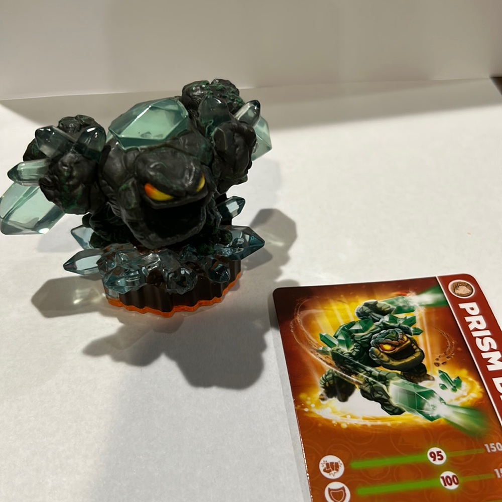 Skylanders Spyro's Adventure Figures  Prism Break With Card And Code.